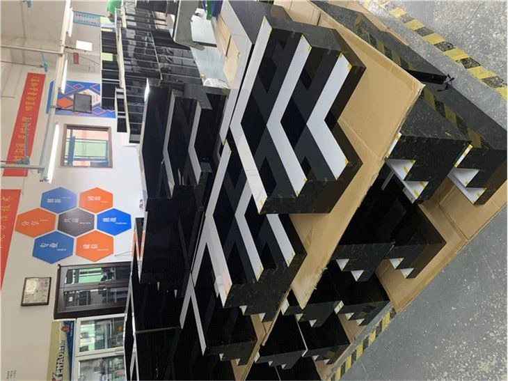 Colorful Acrylic Wine Display Stand With Led Light